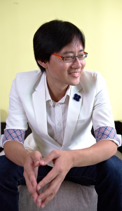 Albert Tay Biography Photo